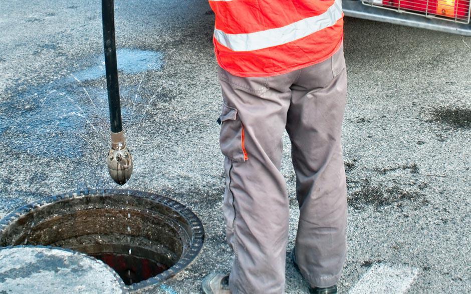 tarif plombier débouchage canalisation Montfort-l'Amaury