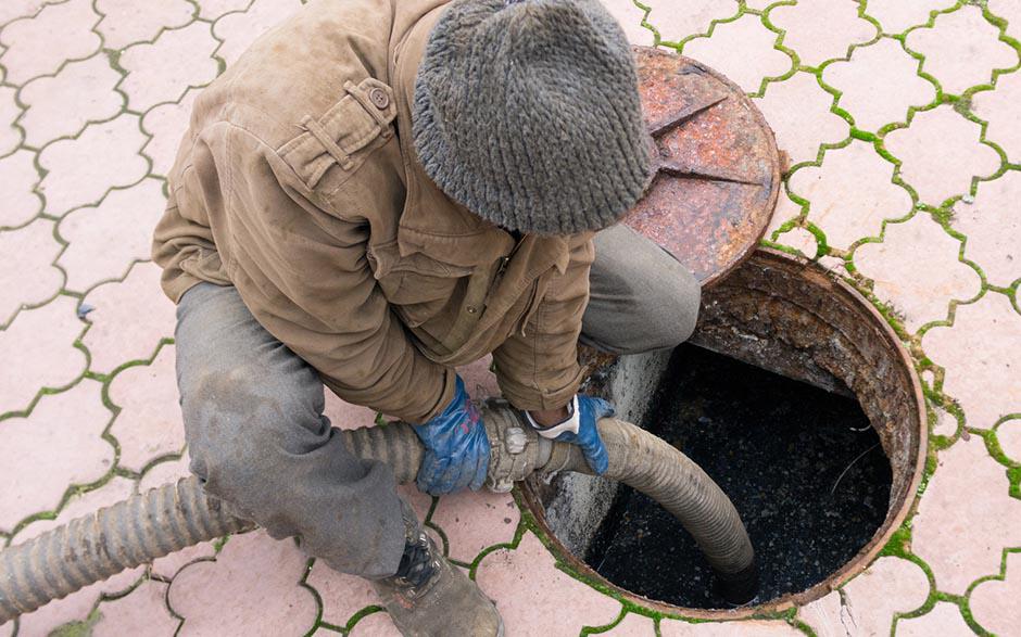 tarif plombier débouchage canalisation Montfort-l'Amaury